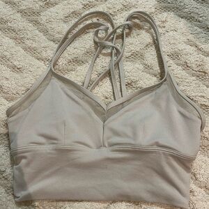 🤍ALO Yoga bra XS🤍